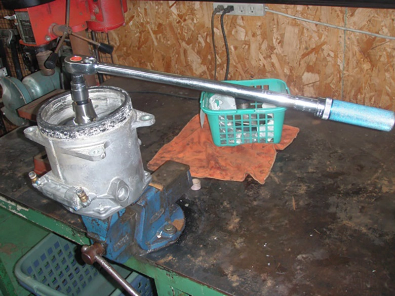 ����ڥ��ȿ���ײ��Ǵˤ�륤��ڥ���곰��