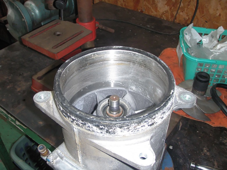 ����ڥ��ȿ���ײ��Ǵˤ�륤��ڥ���곰��