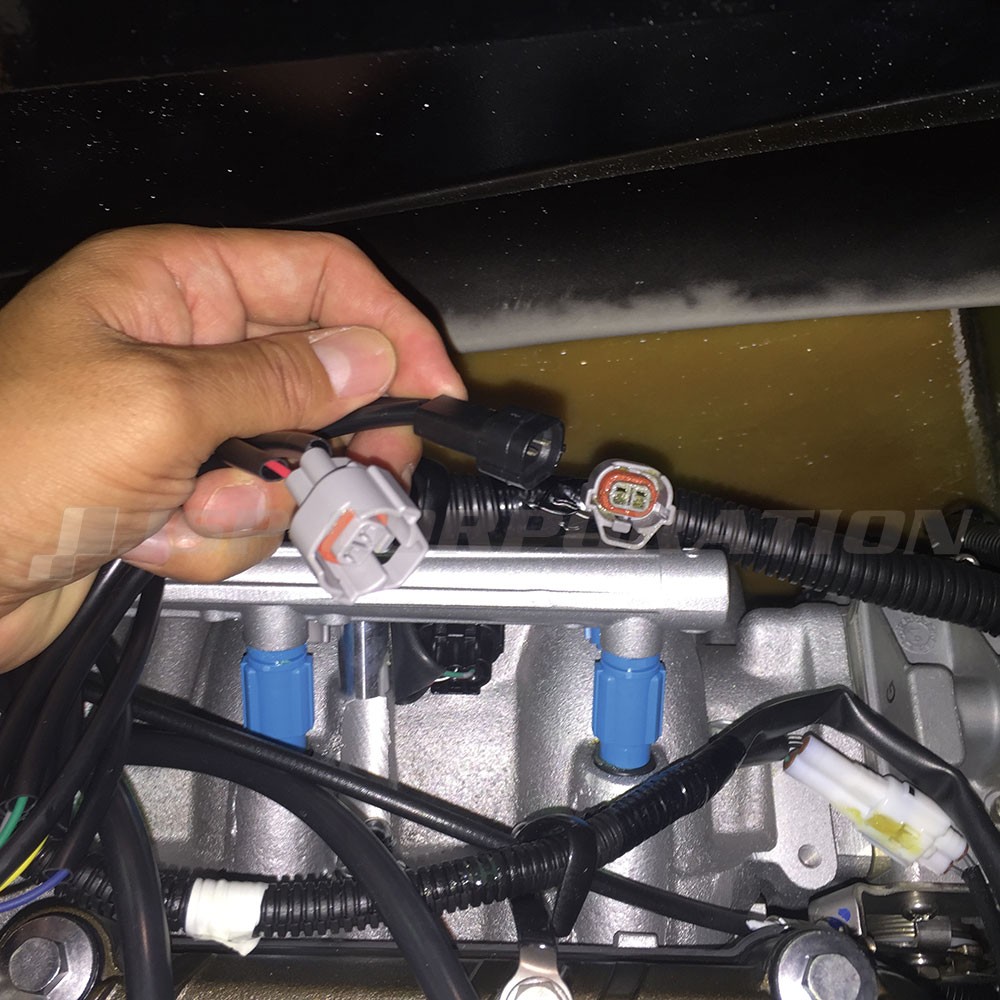 ���󥸥��������Υ��ץ顼�򳰤��ơ��ѥ����åȤ�����ޤ��ޤ���